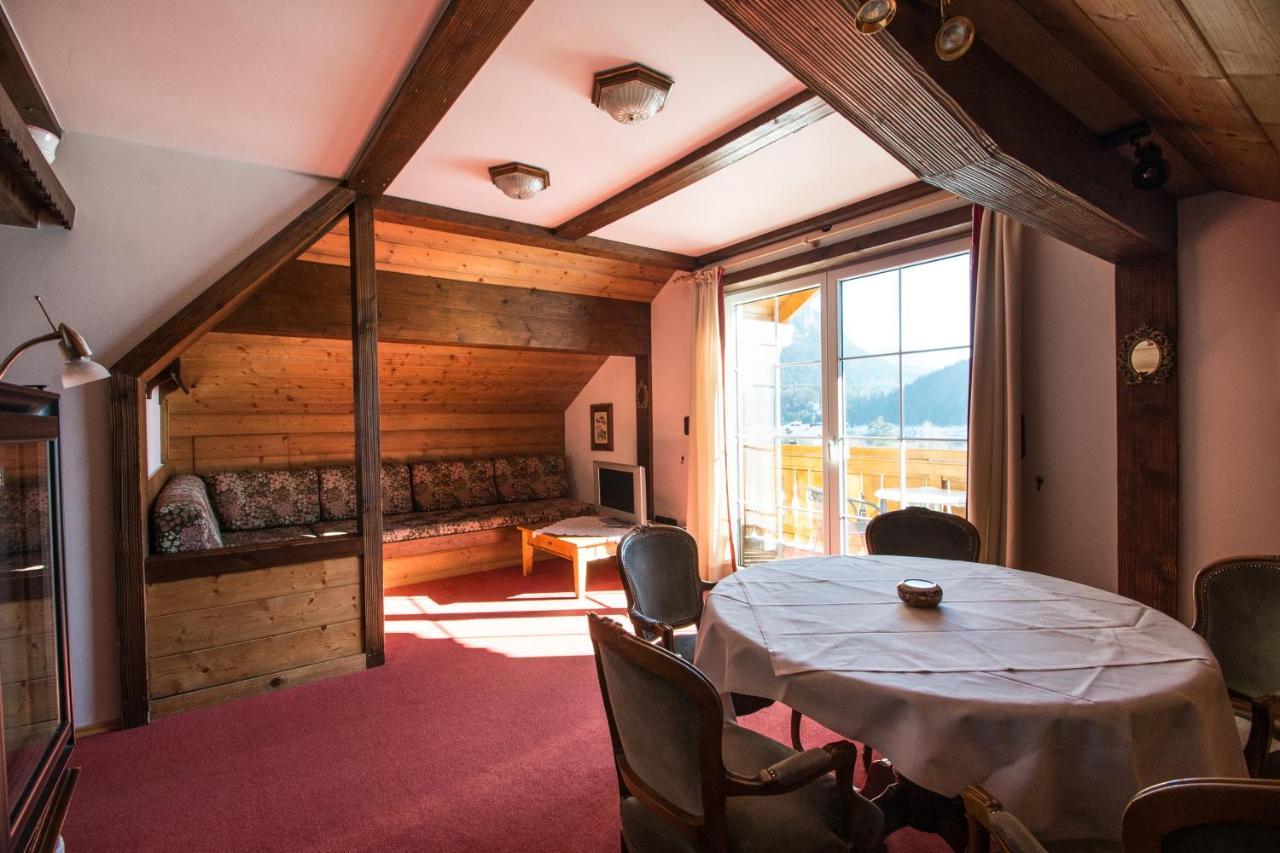 Gasthof Zum Hirschen Hotel Altaussee Room photo